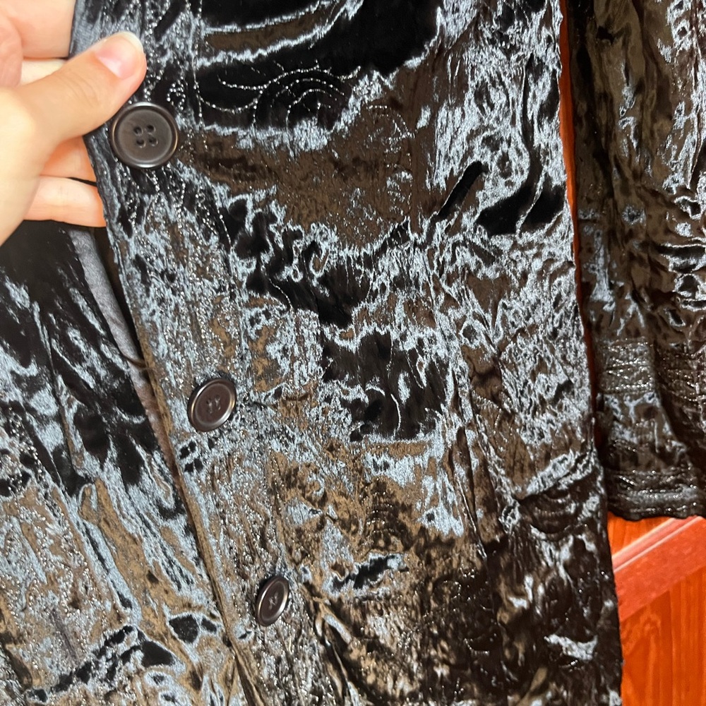 Black Silky Coat Jaeger Limited Edition - Picture 10 of 17